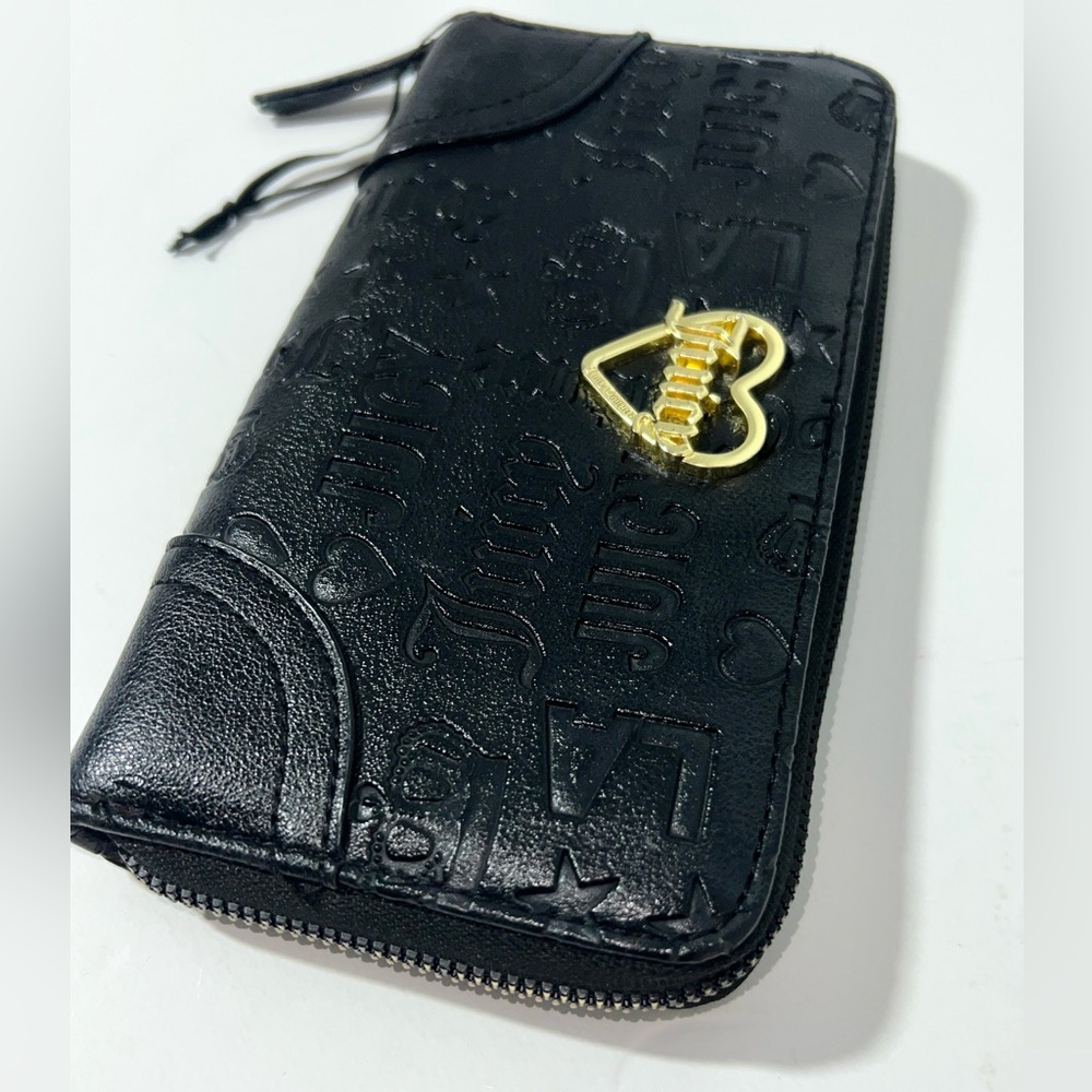 Juicy‎ Couture WALLET Gothic Black Wordplay Black Lots of Compartments